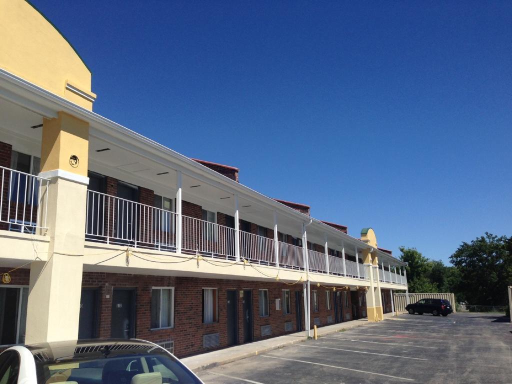 Days Inn By Wyndham Liberty/Ne Kansas City Zewnętrze zdjęcie